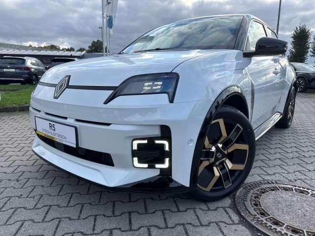 Fahrzeugbild eines Renault 5 E-TECH