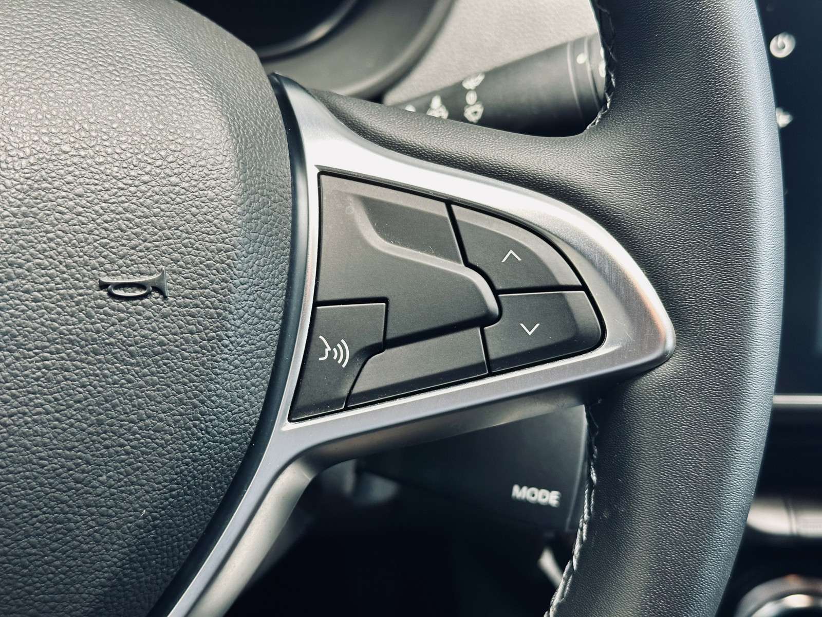 Fahrzeugbild eines Dacia Duster