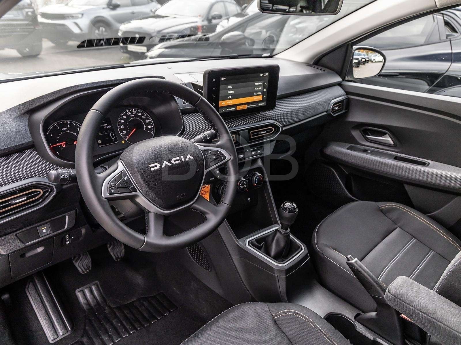 Fahrzeugbild eines Dacia Sandero