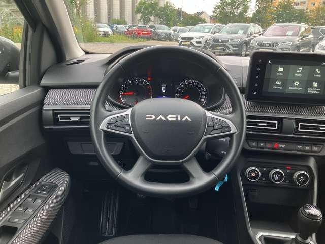 Fahrzeugbild eines Dacia Jogger