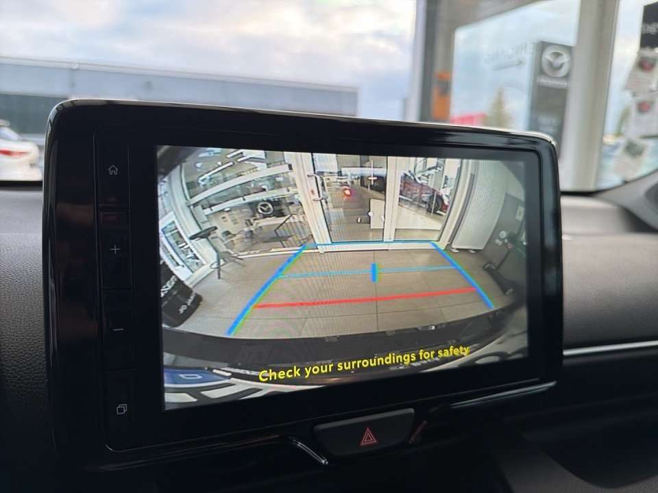 Fahrzeugbild eines Mazda Mazda2 Hybrid