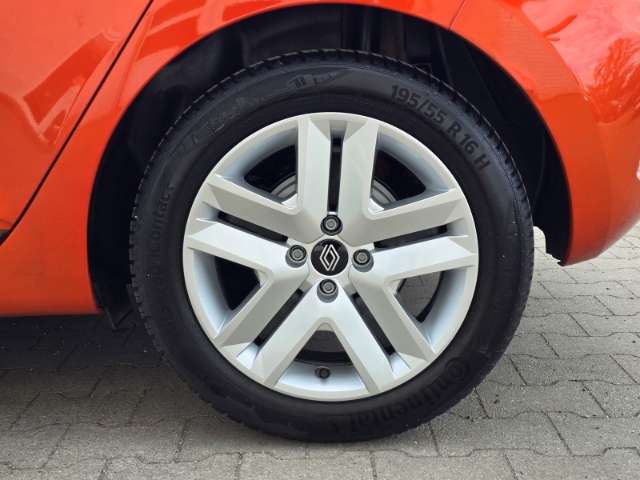 Fahrzeugbild eines Renault Clio