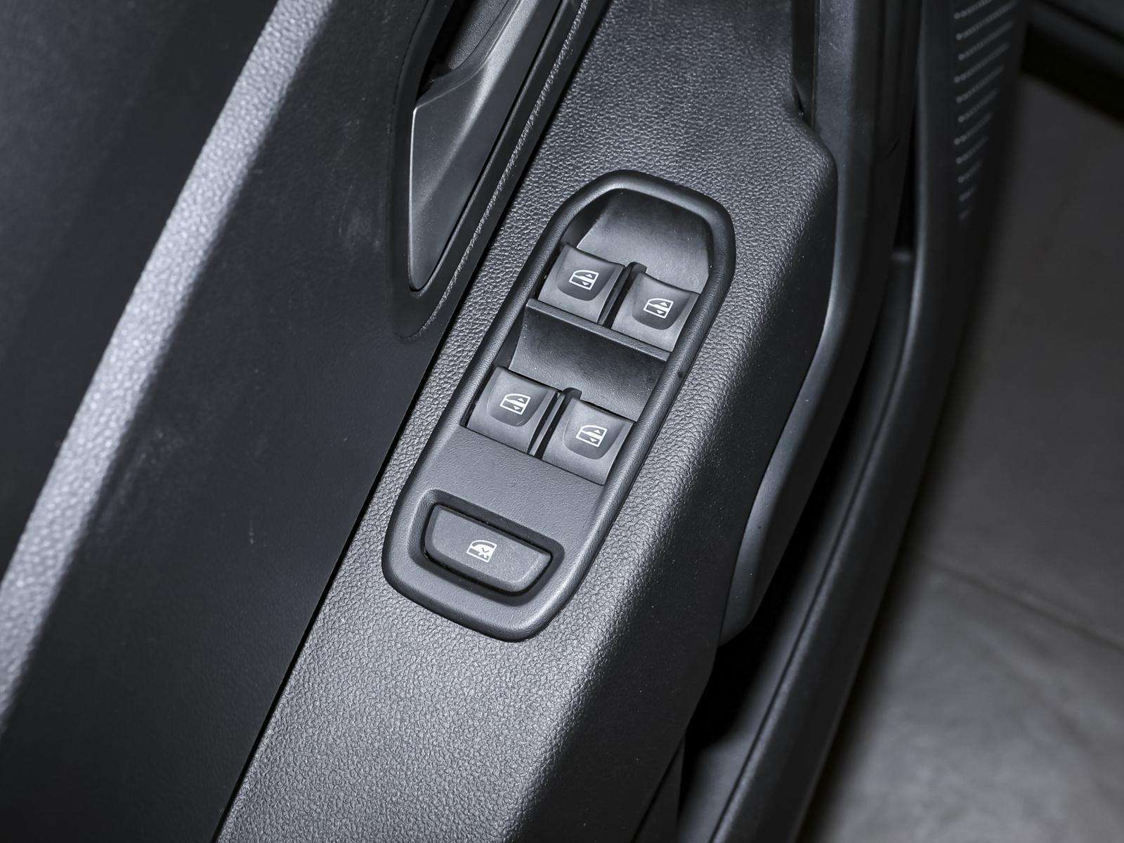Fahrzeugbild eines Dacia Duster