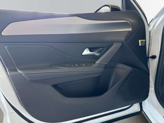 Fahrzeugbild eines Peugeot 408