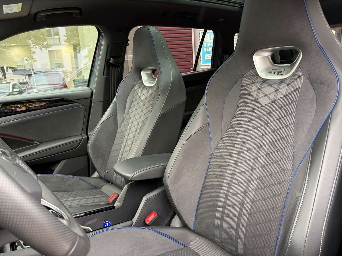 Fahrzeugbild eines Volkswagen Tayron