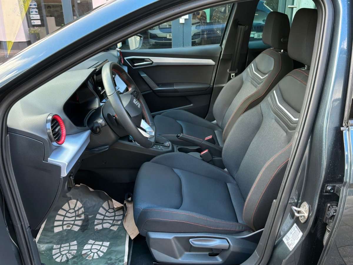 Fahrzeugbild eines SEAT Ibiza