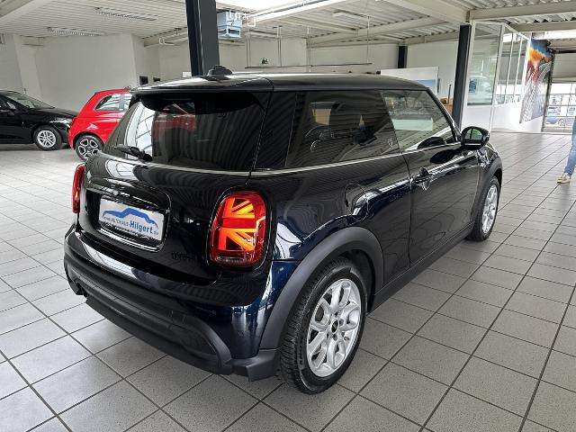 Fahrzeugbild eines MINI COOPER