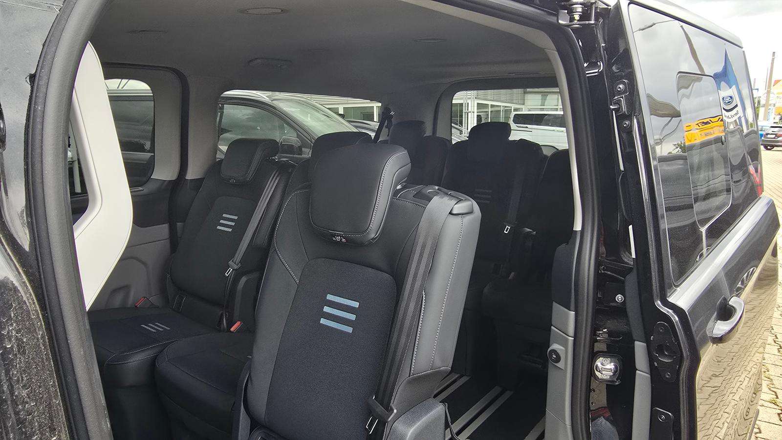 Fahrzeugbild eines Ford Tourneo Custom