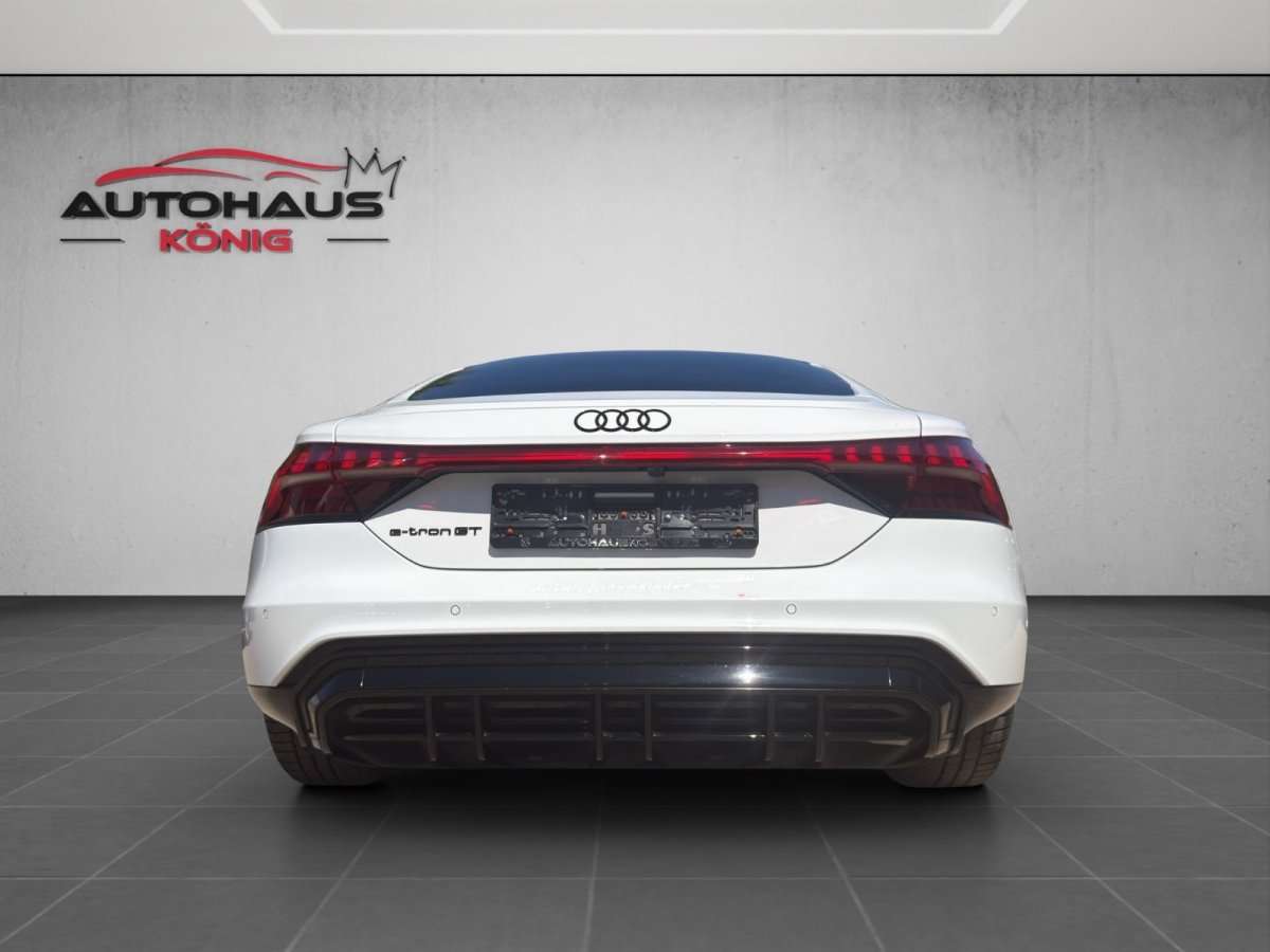 Fahrzeugbild eines Audi e-tron GT