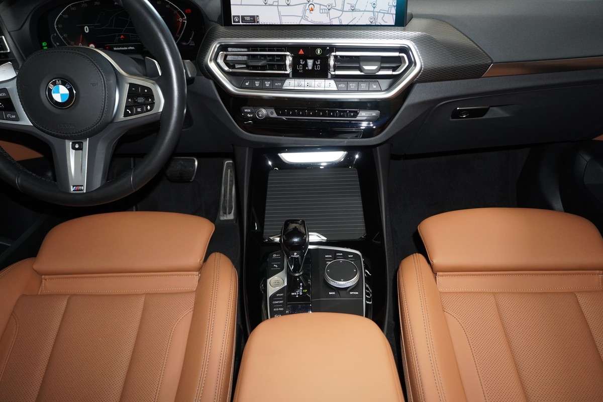 Fahrzeugbild eines BMW X3