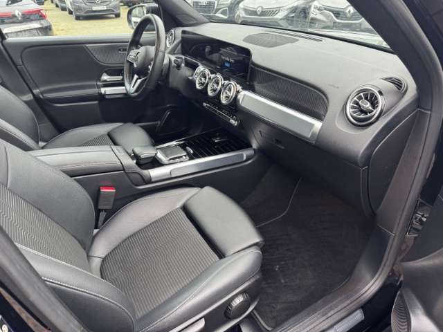 Fahrzeugbild eines Mercedes-Benz GLB