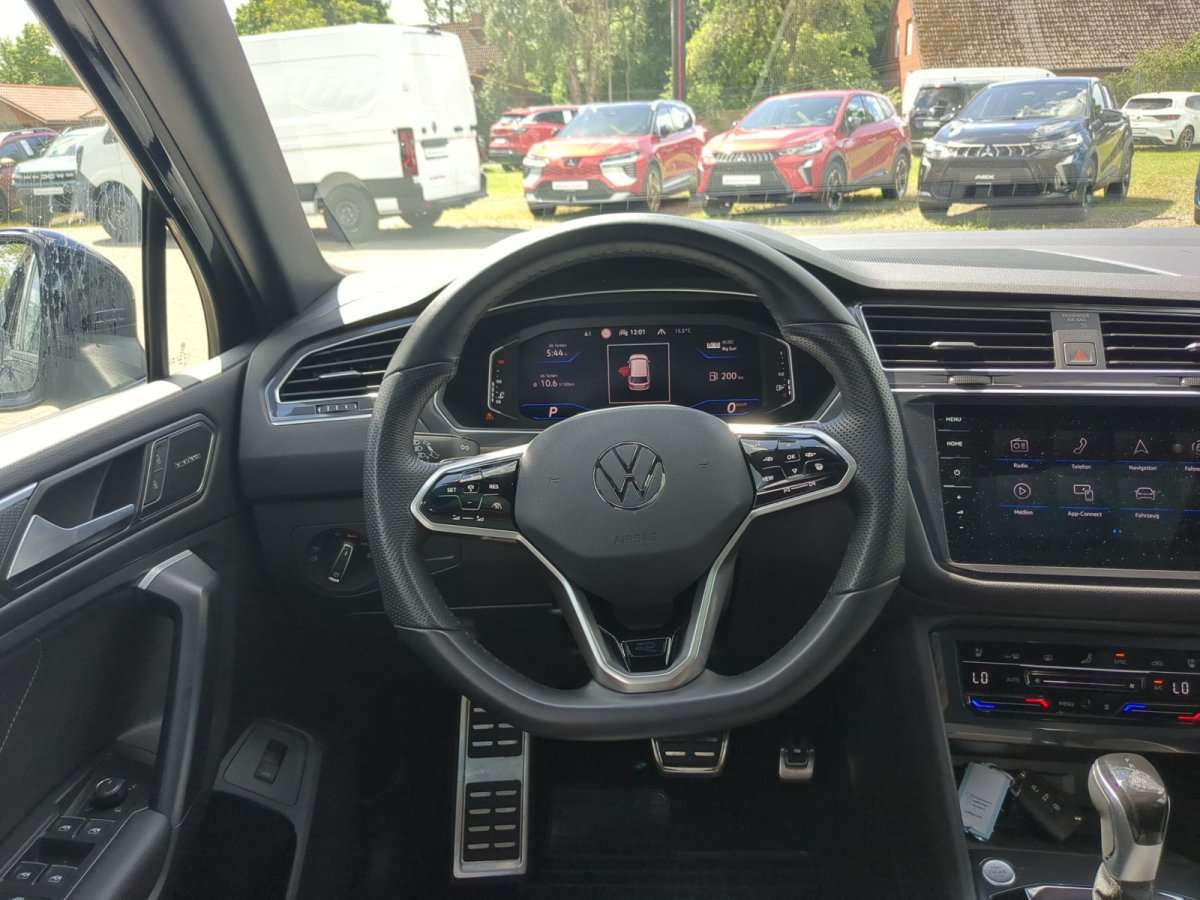 Fahrzeugbild eines Volkswagen Tiguan Allspace