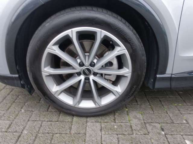 Fahrzeugbild eines Audi Q4 e-tron