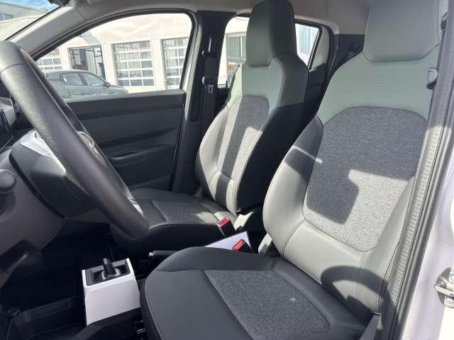 Fahrzeugbild eines Dacia Spring