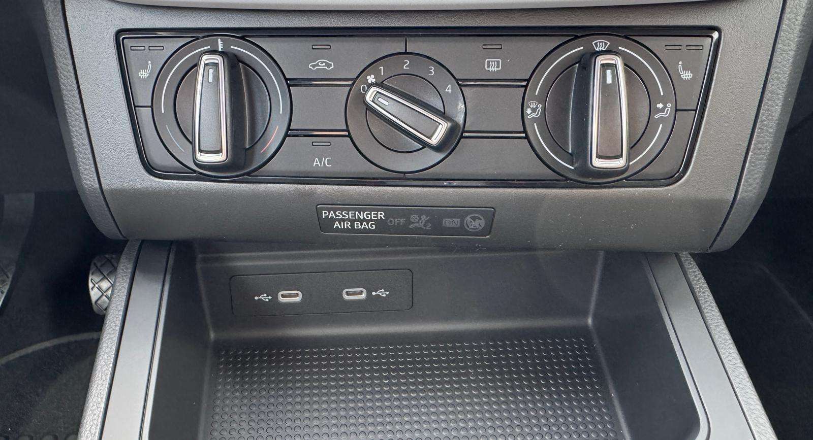 Fahrzeugbild eines SEAT Ibiza