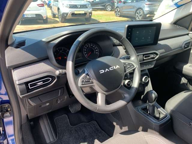 Fahrzeugbild eines Dacia Sandero