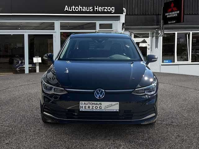 Fahrzeugbild eines Volkswagen Golf