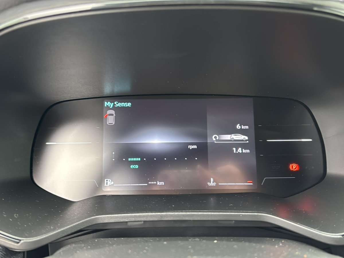 Fahrzeugbild eines Renault Clio