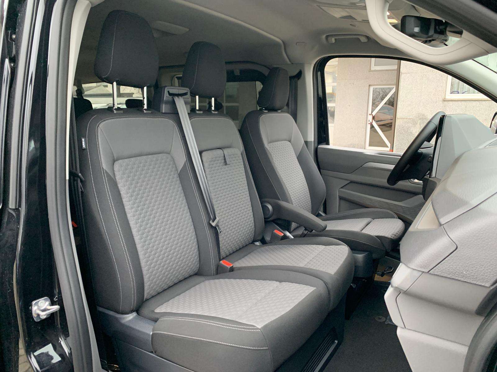 Fahrzeugbild eines Volkswagen Caravelle