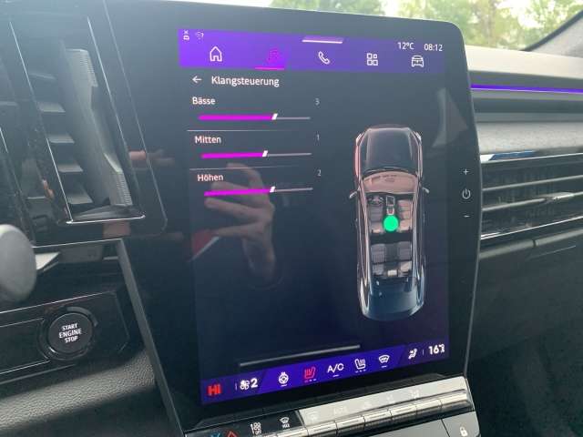 Fahrzeugbild eines Renault Rafale