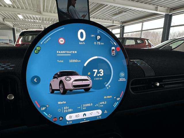 Fahrzeugbild eines MINI COOPER