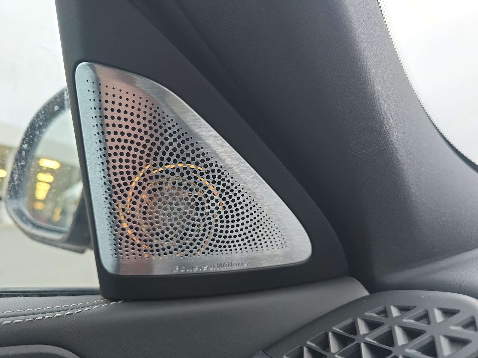 Fahrzeugbild eines BMW X6