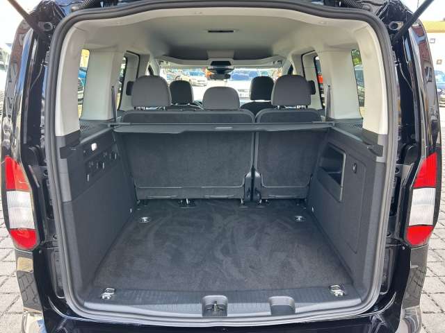 Fahrzeugbild eines Ford Tourneo Connect