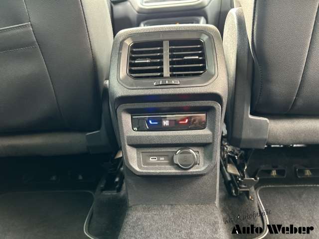 Fahrzeugbild eines Volkswagen Tiguan Allspace