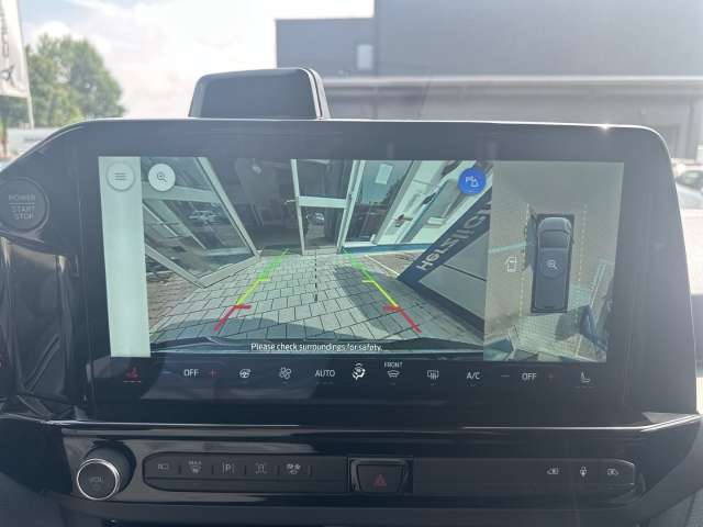 Fahrzeugbild eines Ford Tourneo Custom