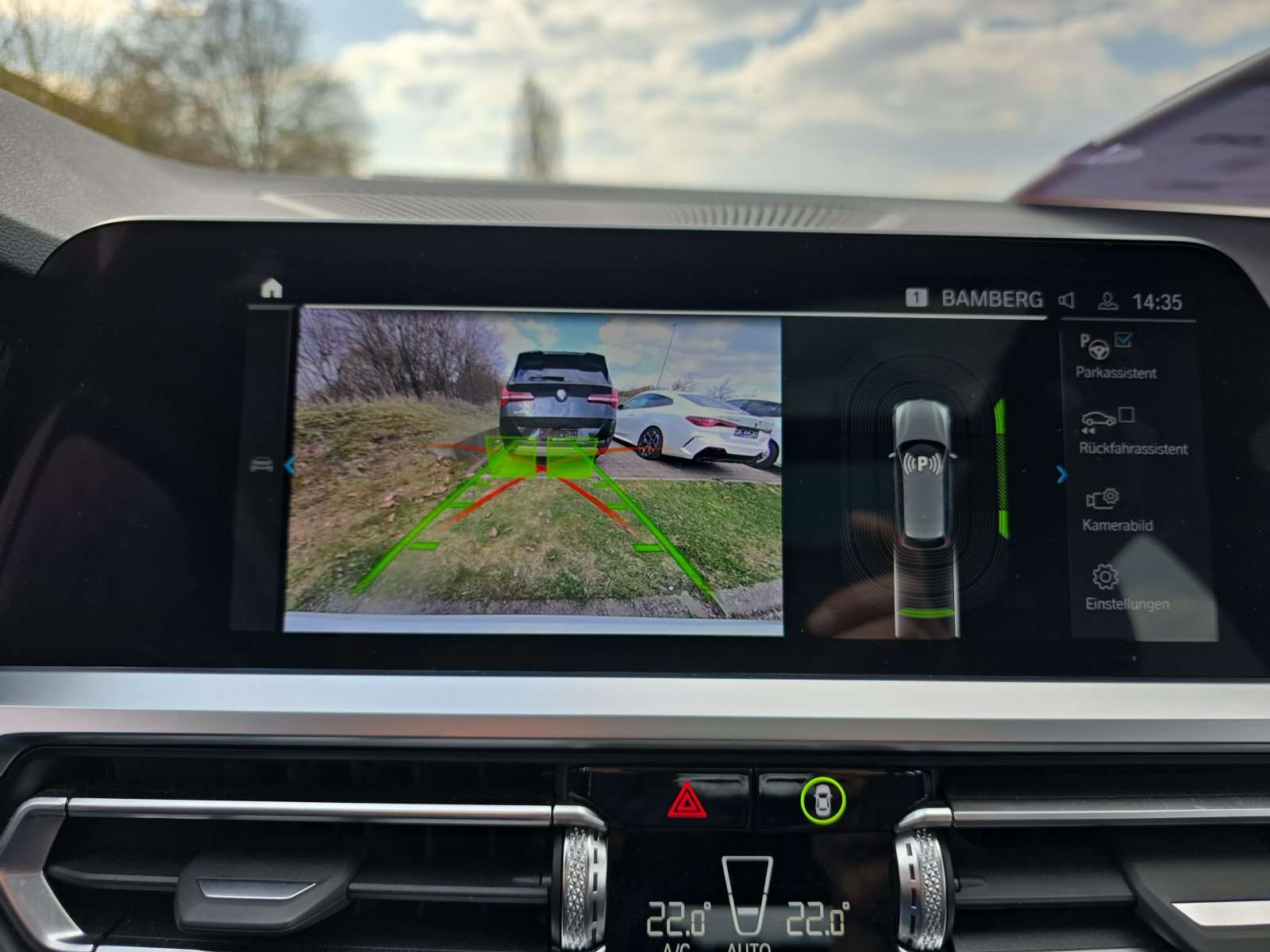 Fahrzeugbild eines BMW 3er-Reihe