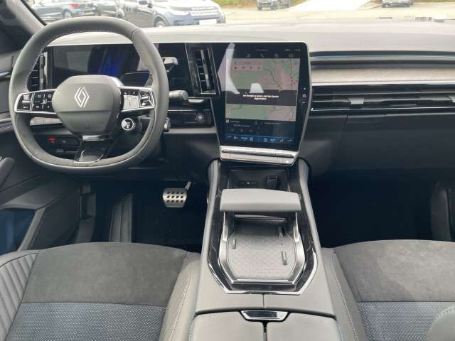 Fahrzeugbild eines Renault Rafale