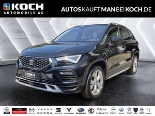 Schräge Frontansicht auf einen SEAT Ateca , freigestellt