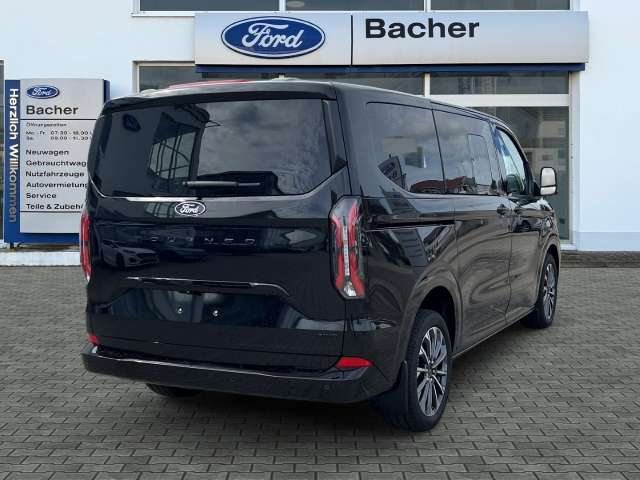 Fahrzeugbild eines Ford Tourneo Custom