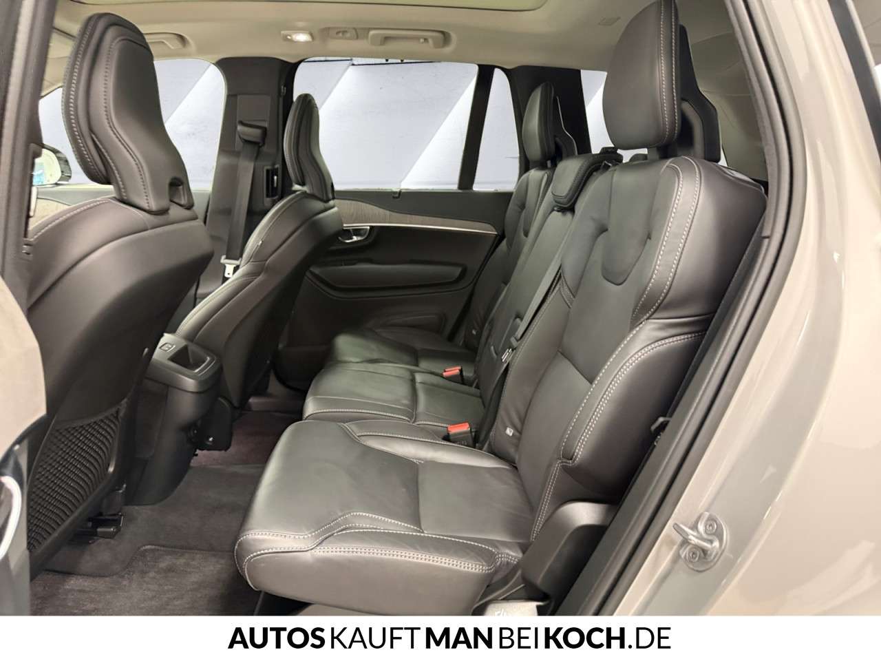 Fahrzeugbild eines Volvo XC90