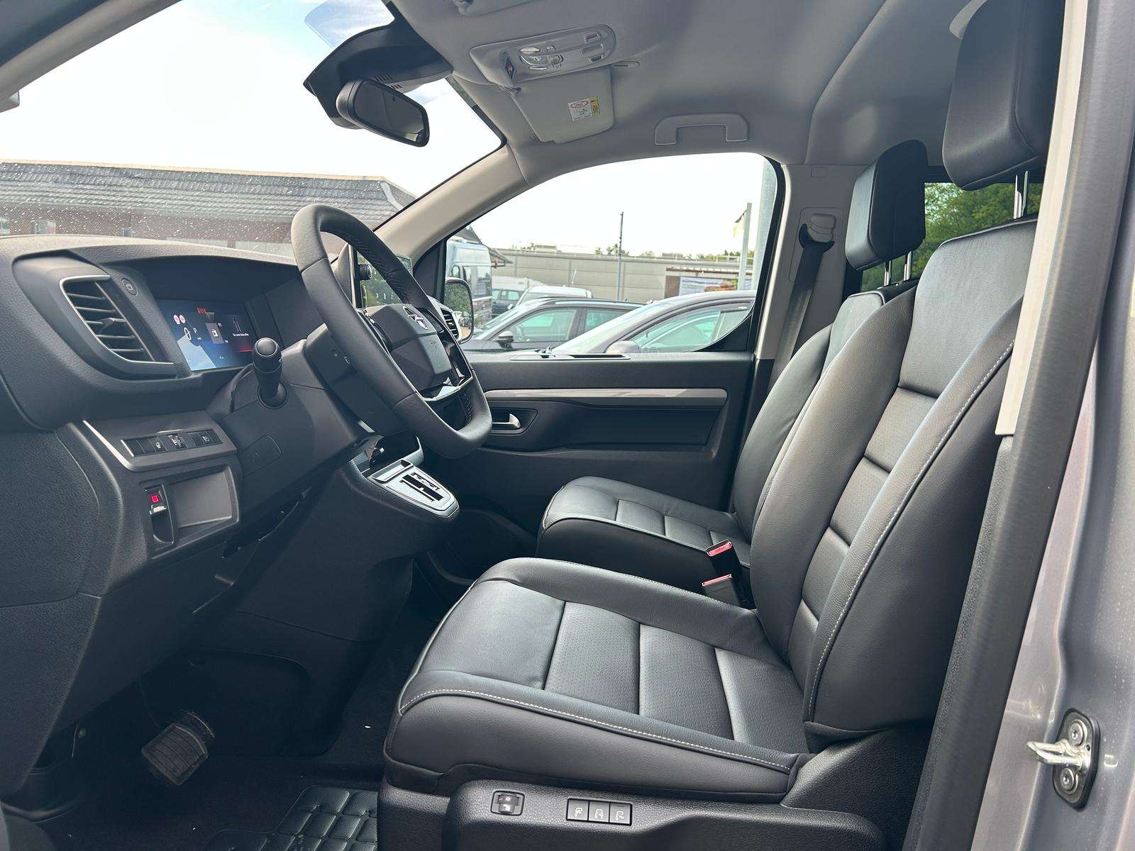 Fahrzeugbild eines Opel Zafira