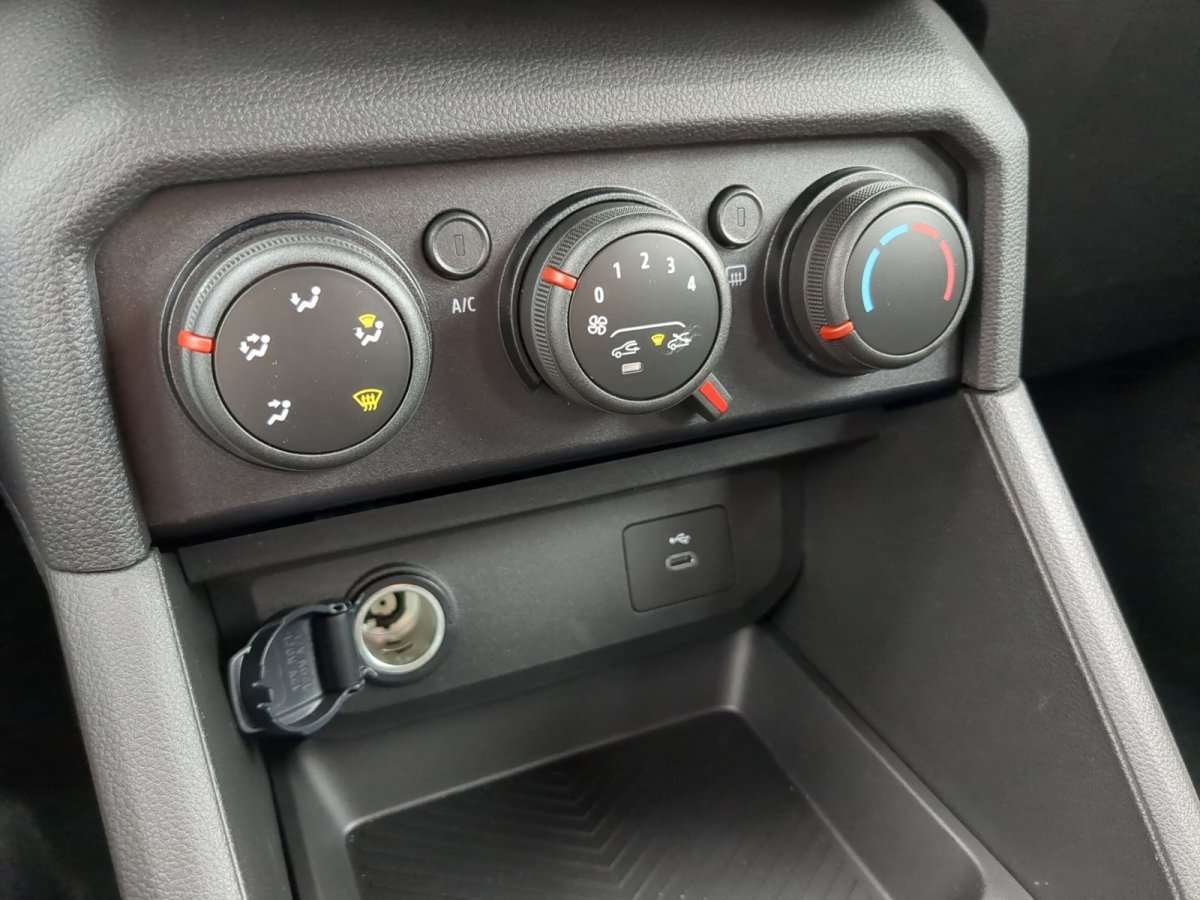 Fahrzeugbild eines Dacia Duster