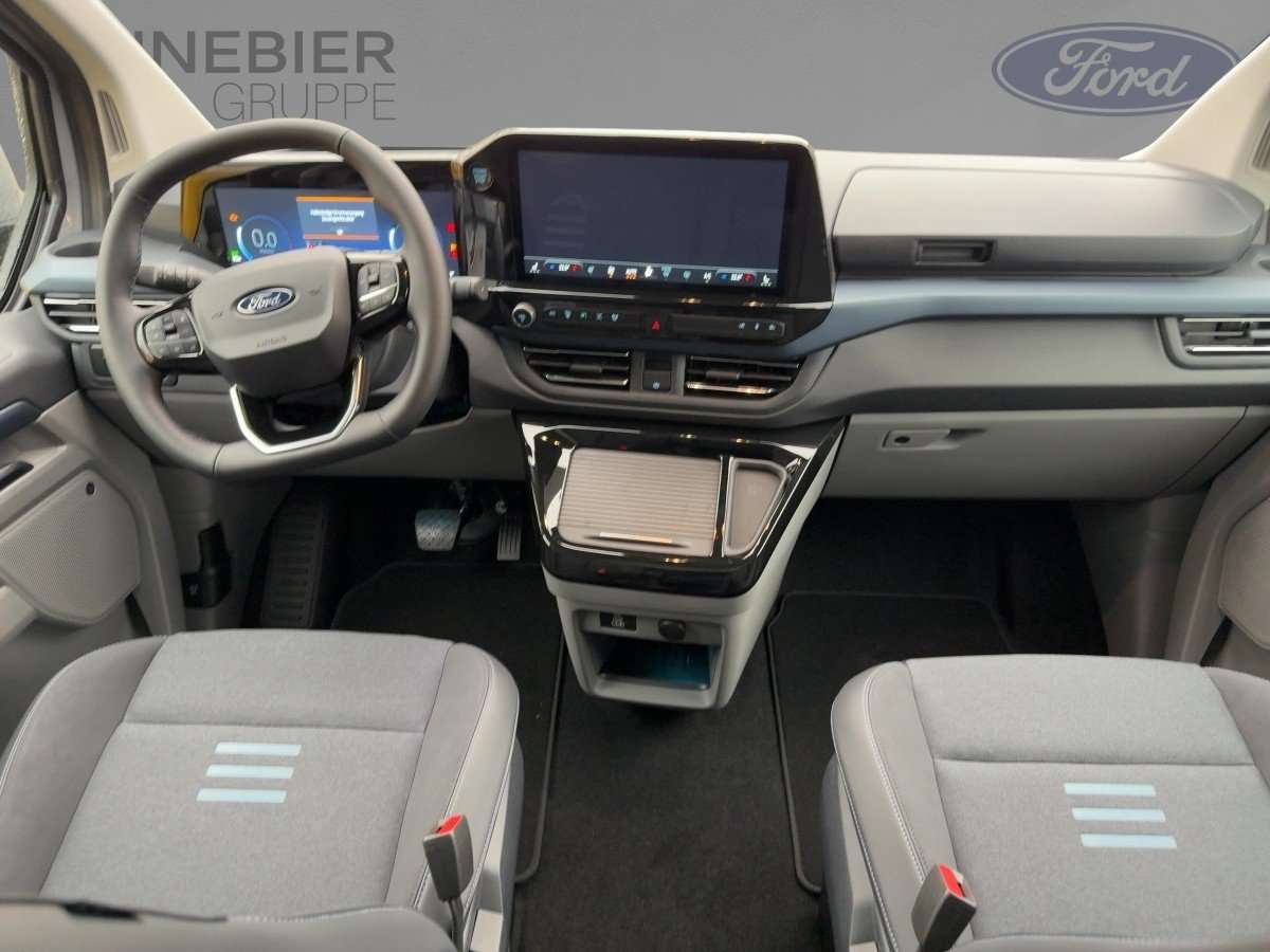 Fahrzeugbild eines Ford Tourneo Custom