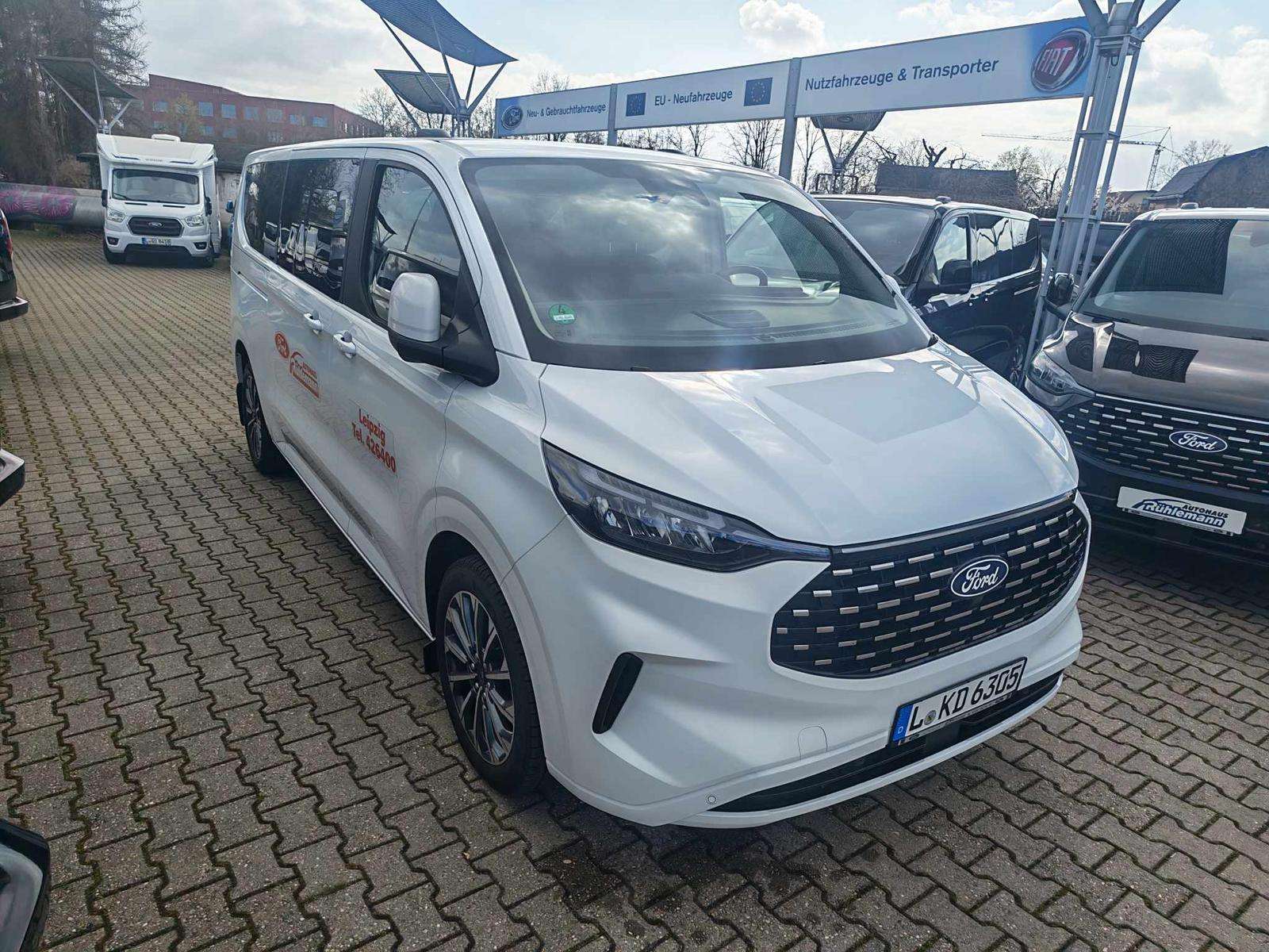 Fahrzeugbild eines Ford Tourneo Custom
