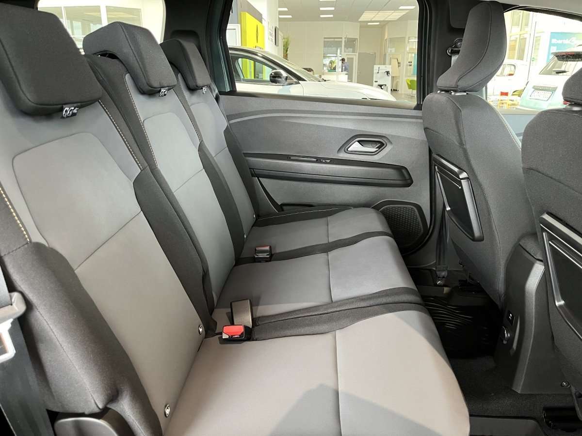 Fahrzeugbild eines Dacia Jogger