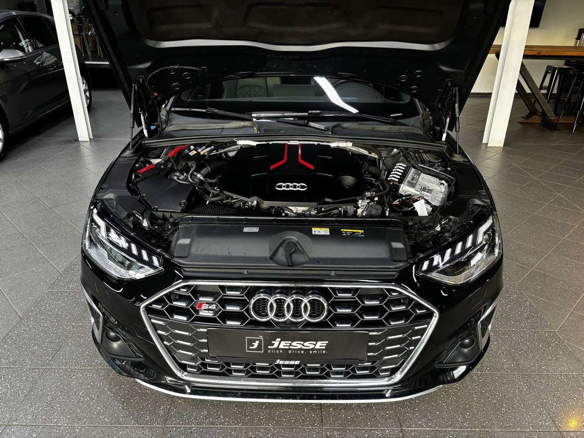 Fahrzeugbild eines Audi S4