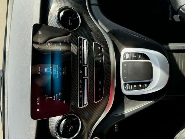 Fahrzeugbild eines Mercedes-Benz V-Klasse