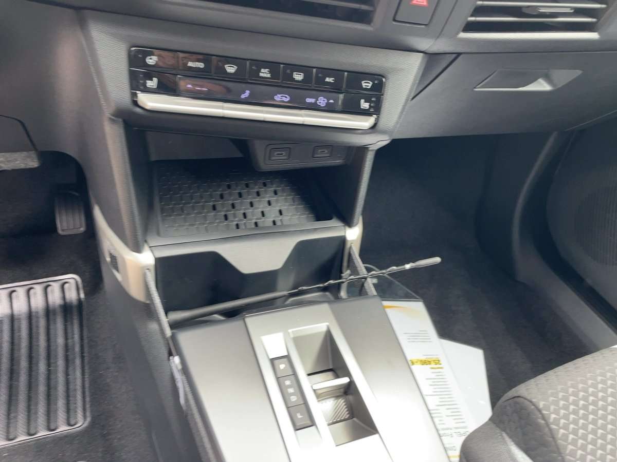 Fahrzeugbild eines Opel Frontera