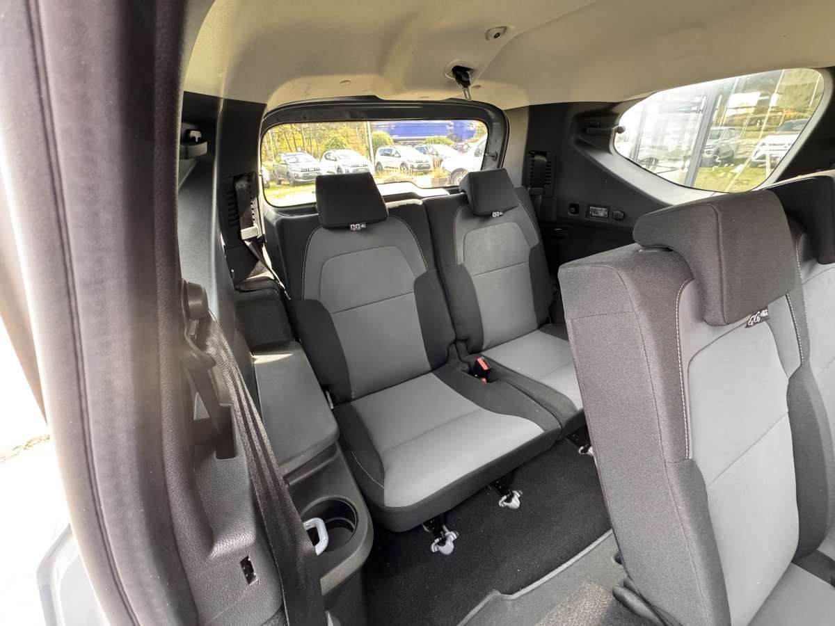 Fahrzeugbild eines Dacia Jogger