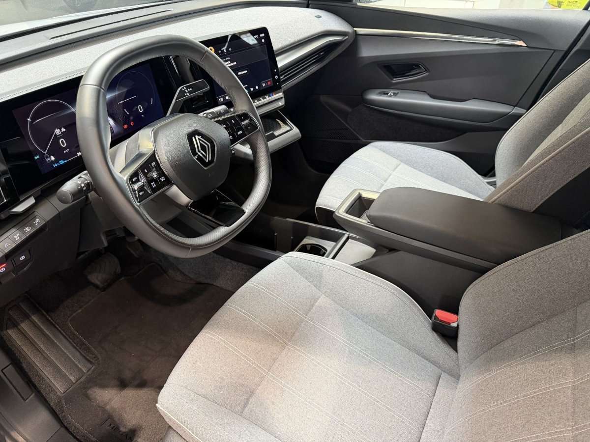 Fahrzeugbild eines Renault Megane E-TECH