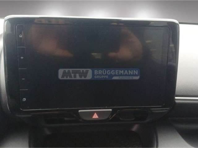 Fahrzeugbild eines Mazda Mazda2 Hybrid