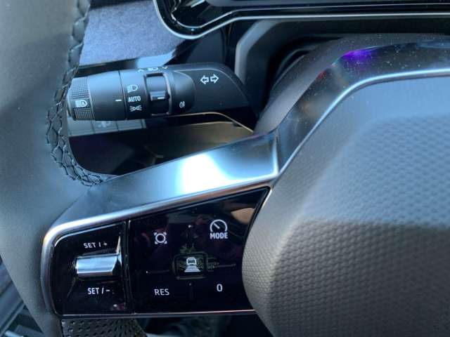 Fahrzeugbild eines Renault 5 E-TECH