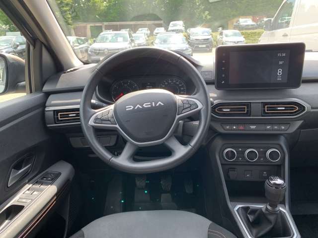 Fahrzeugbild eines Dacia Jogger