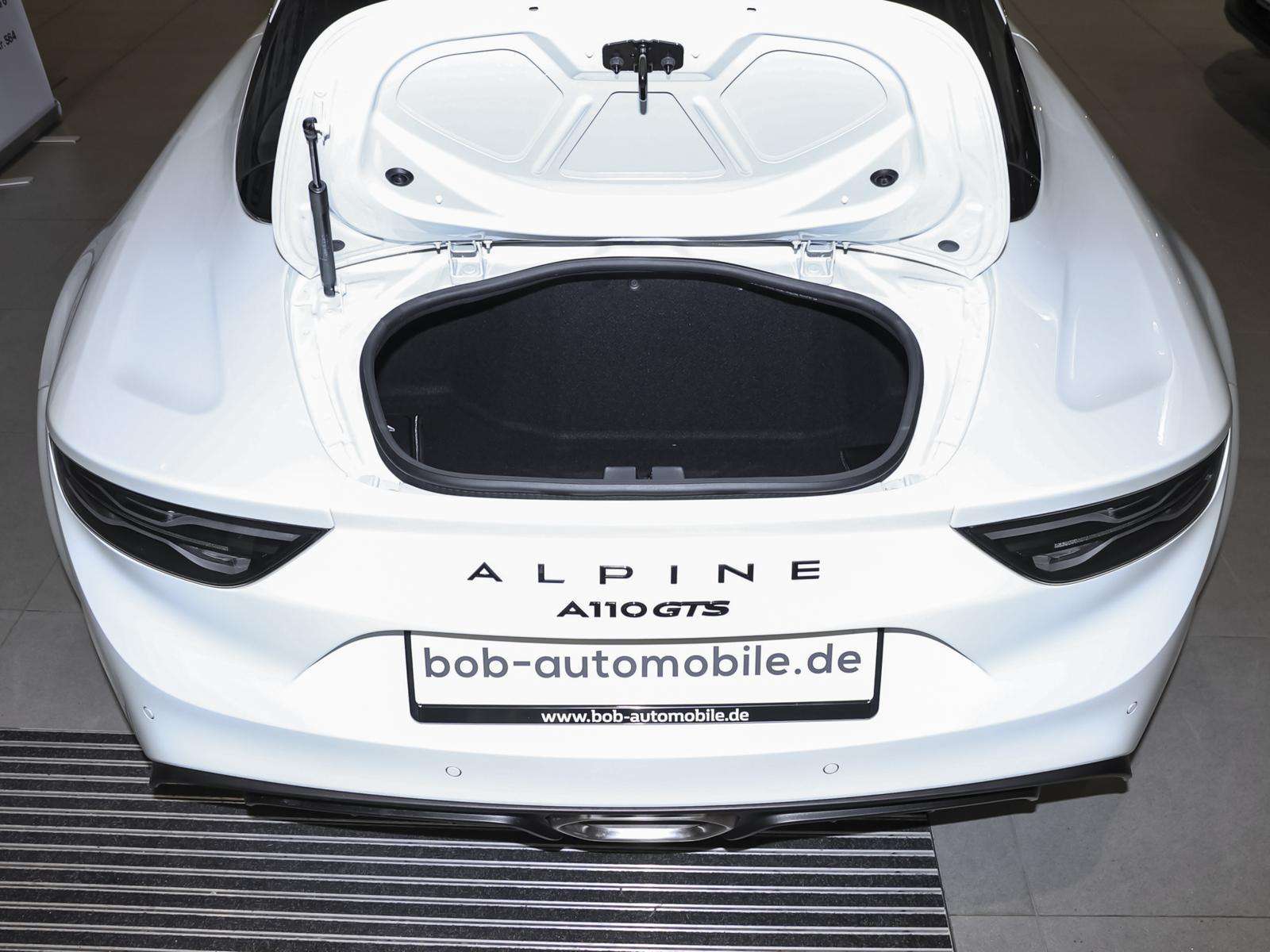 Fahrzeugbild eines Alpine A110