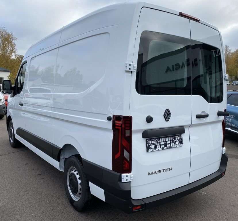 Fahrzeugbild eines Renault Master