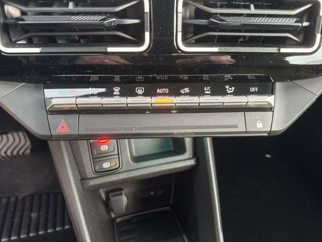 Fahrzeugbild eines Renault 5 E-TECH